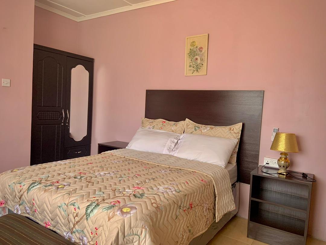 Flamingo Suite room